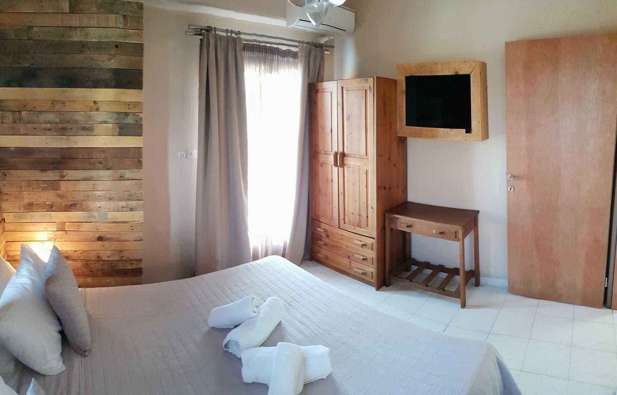 Anemos Hotel Políhrono Kültér fotó