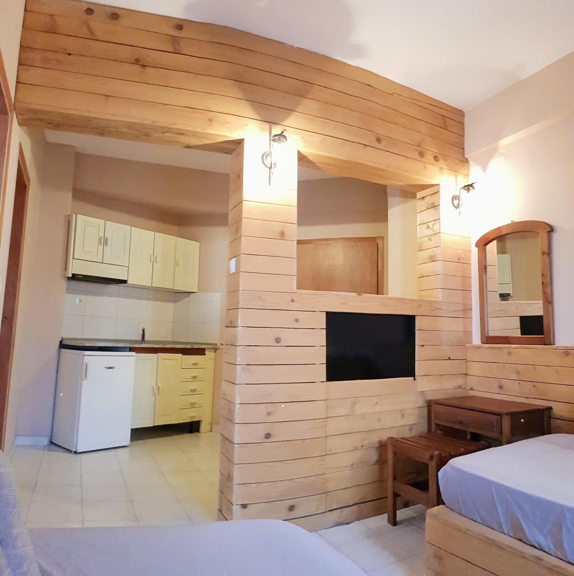 Anemos Hotel Políhrono Kültér fotó