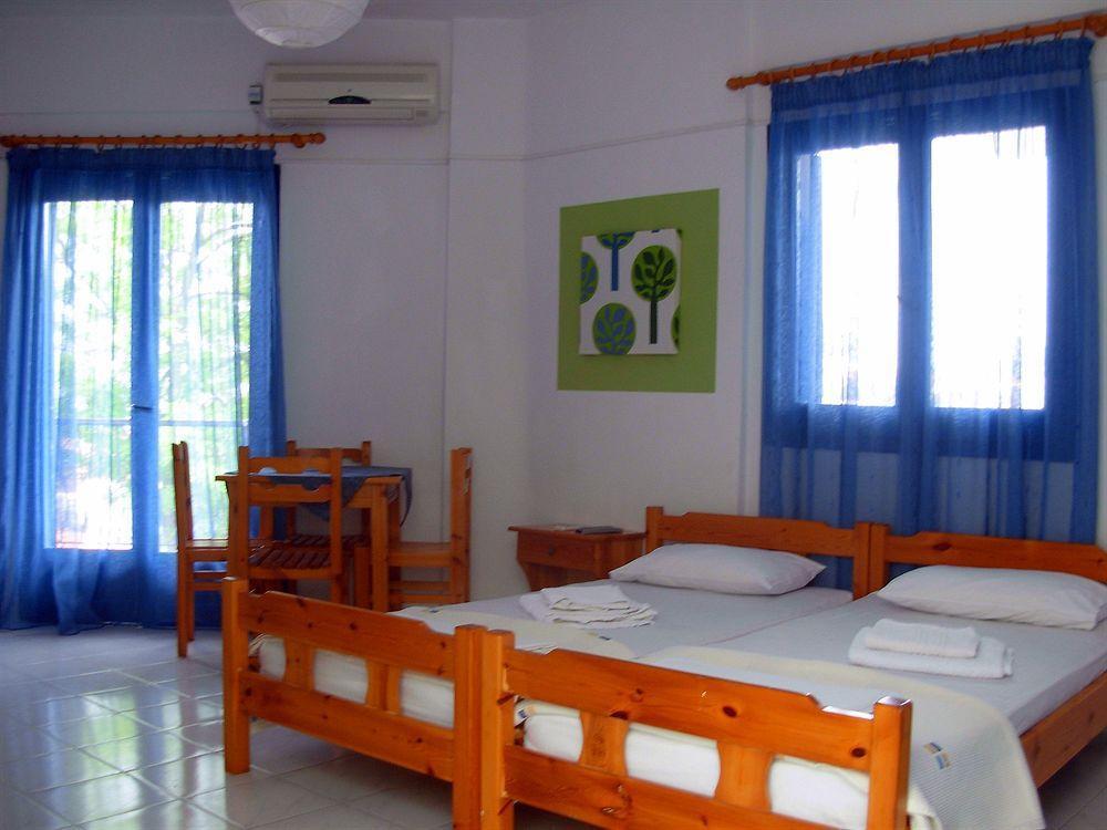 Anemos Hotel Políhrono Kültér fotó