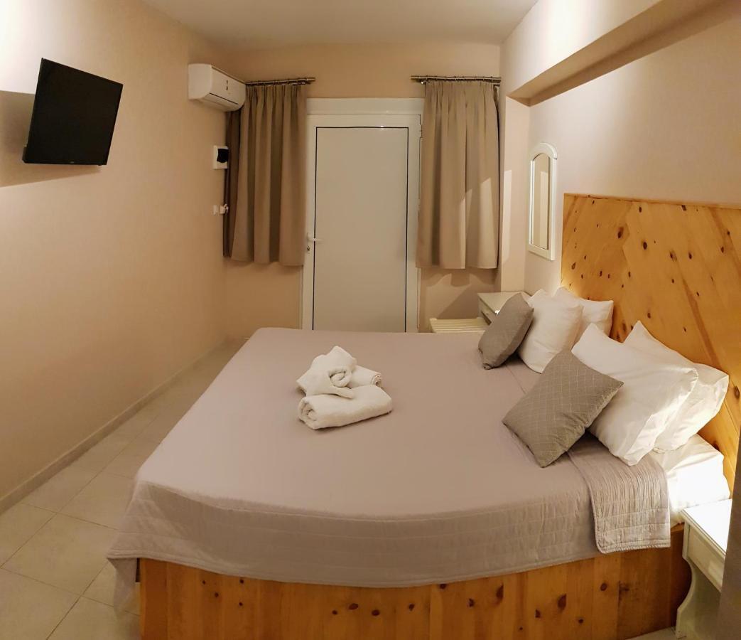 Anemos Hotel Políhrono Kültér fotó