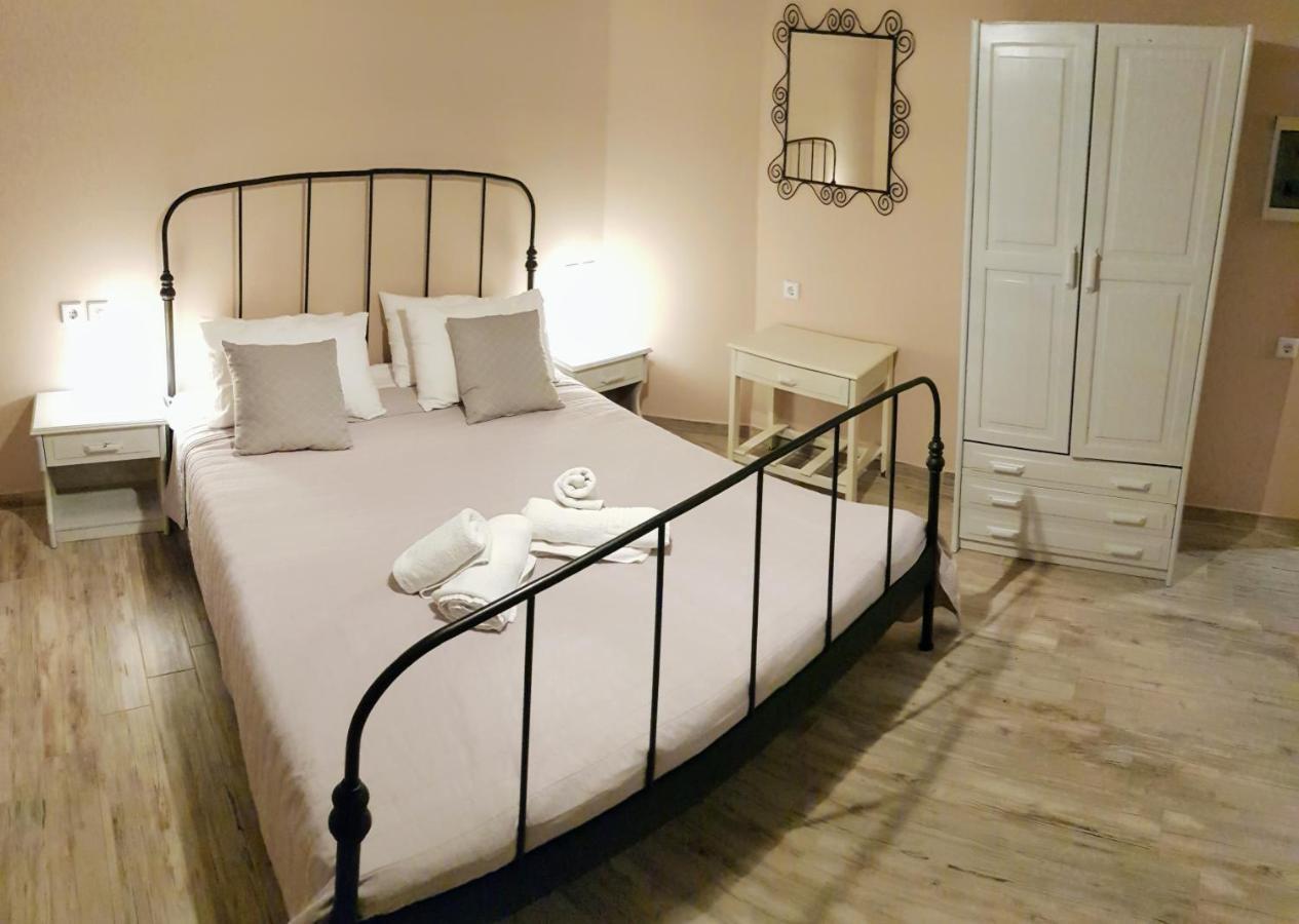 Anemos Hotel Políhrono Kültér fotó